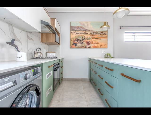 4 BEDROOM CLUSTER FOR SALE IN ALBERTSDAL